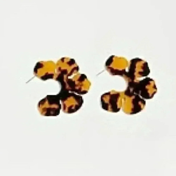 J Crew new Acetate Flower Open Hoop Earrin… - Picture 2 of 3